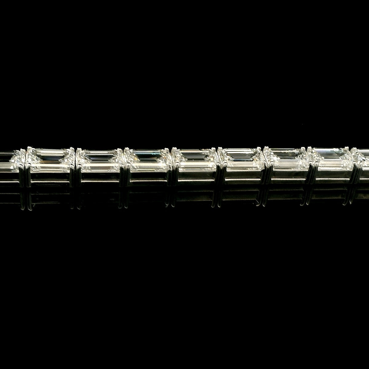 MaMél's Emerald Cut Tennis Bracelet