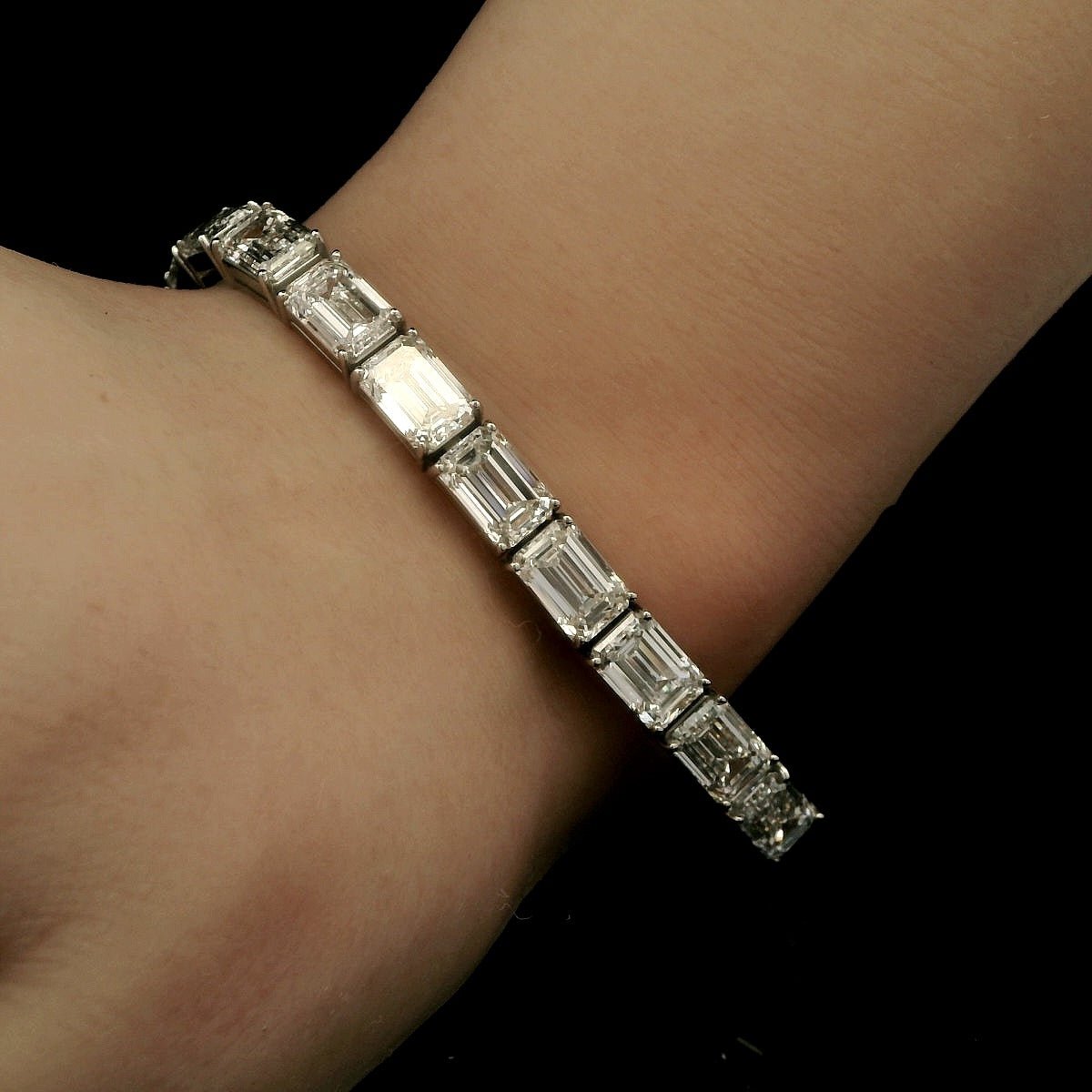 MaMél's Emerald Cut Tennis Bracelet