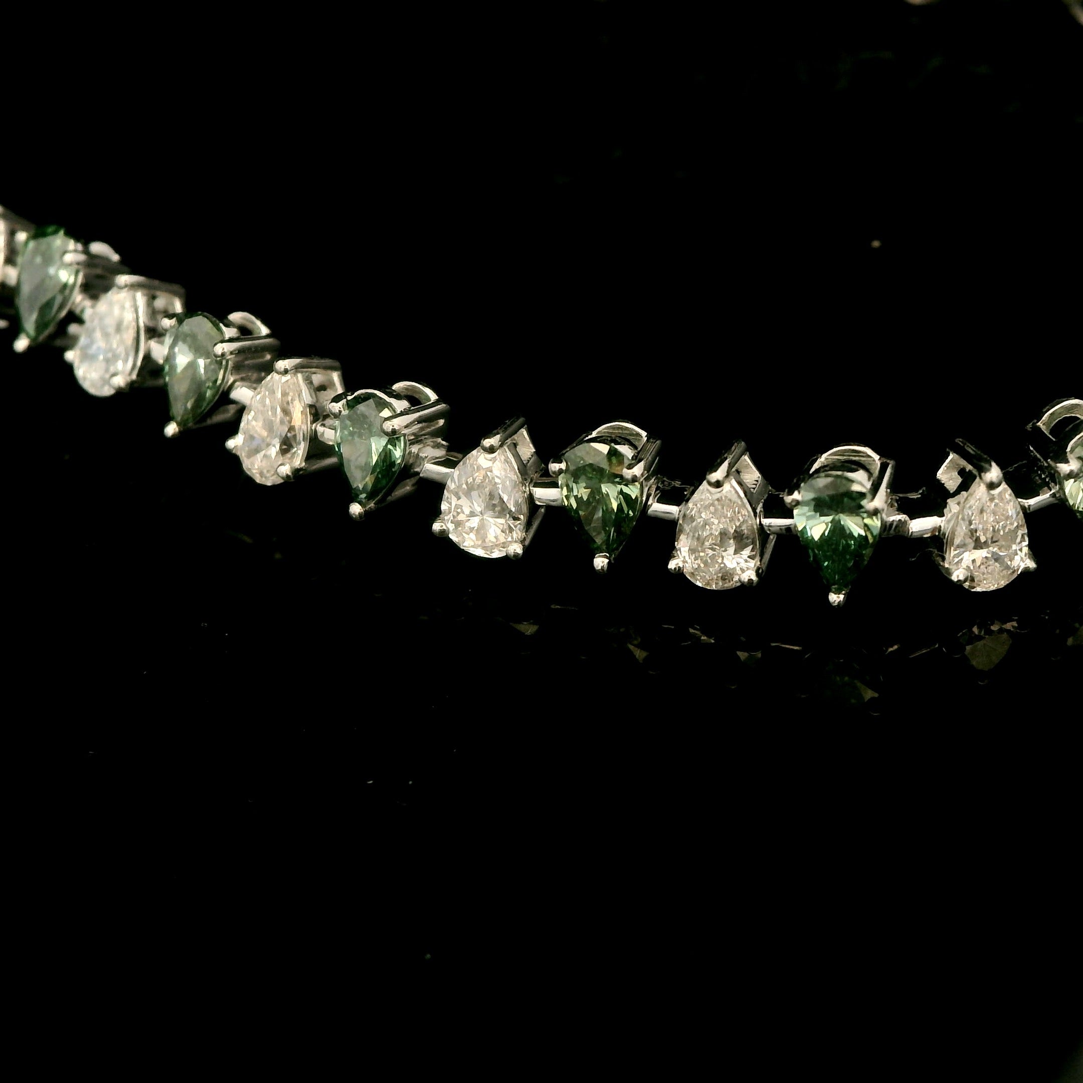 Emerald pear shape and Diamond Bracelet By MaMél Lux