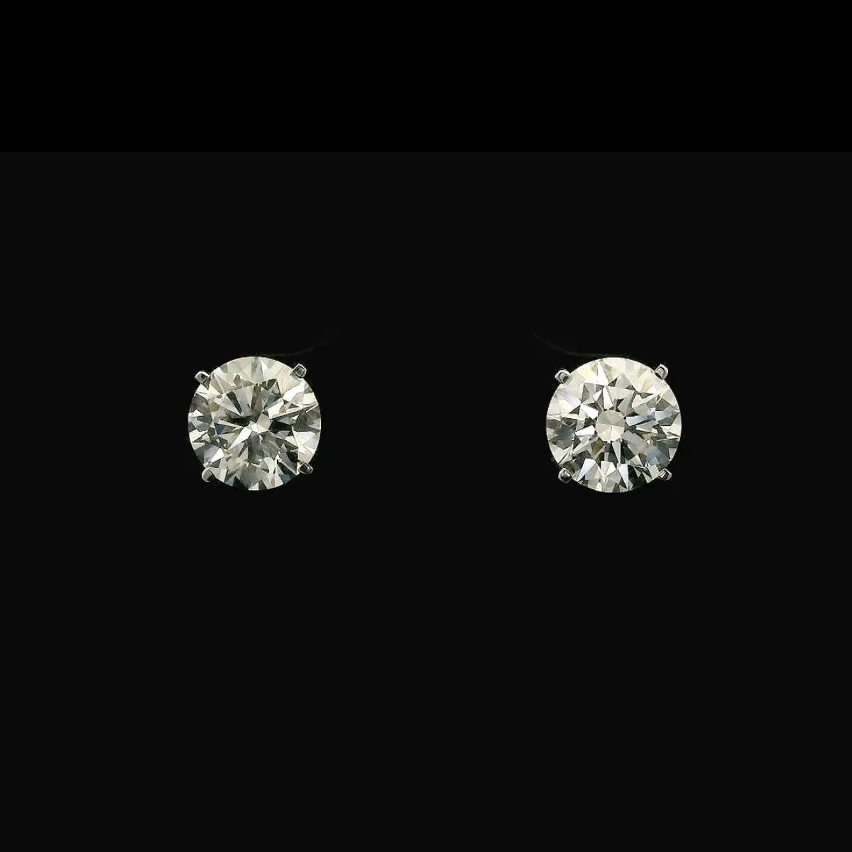 2 cttw Elegant Round Stud Diamonds
