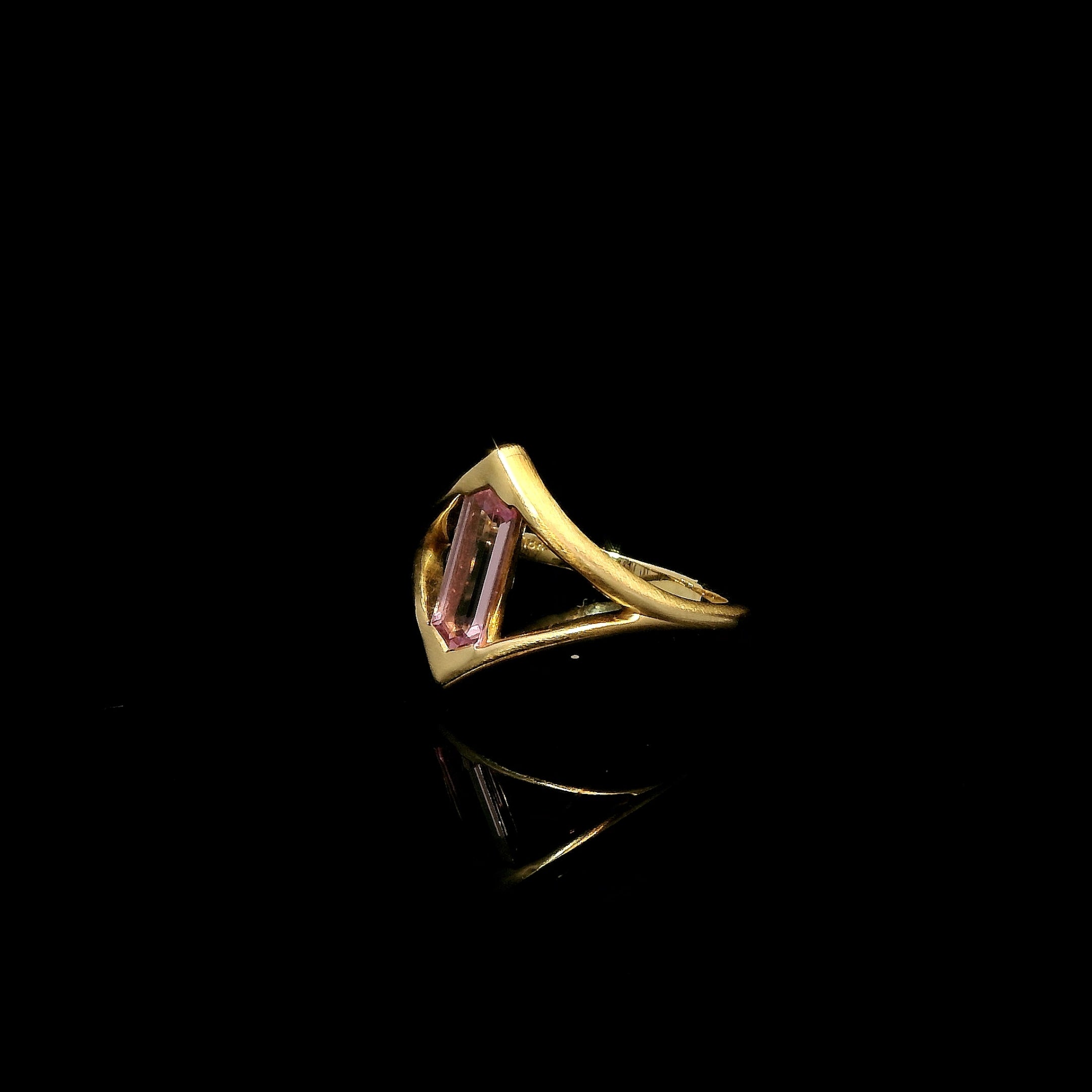 Cat’s Eye Inspired Sapphire Ring