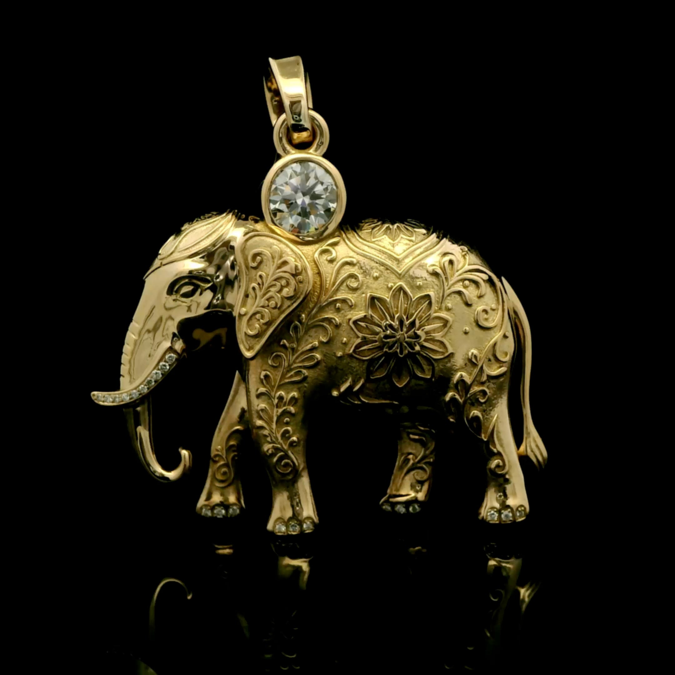 Gold elephant pendant with 2 carat center diamond