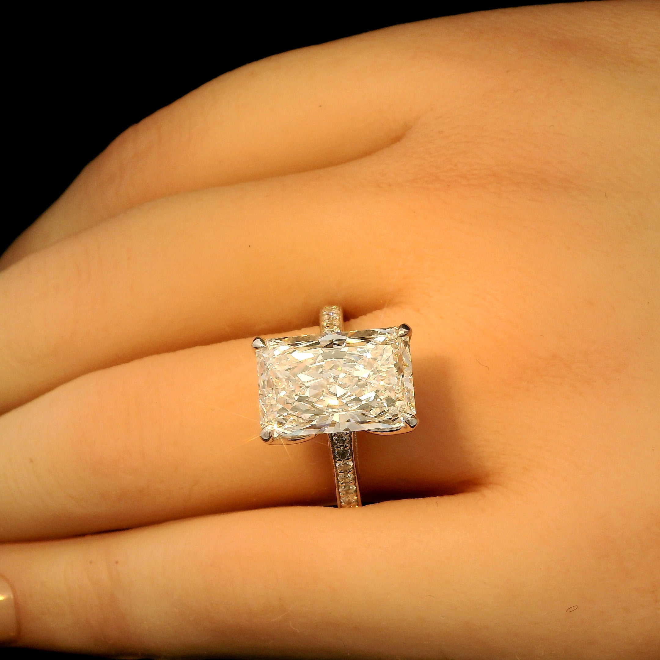 6 Carat Elongated Radiant Lab Grown Diamond Engagement Ring with tulip basket