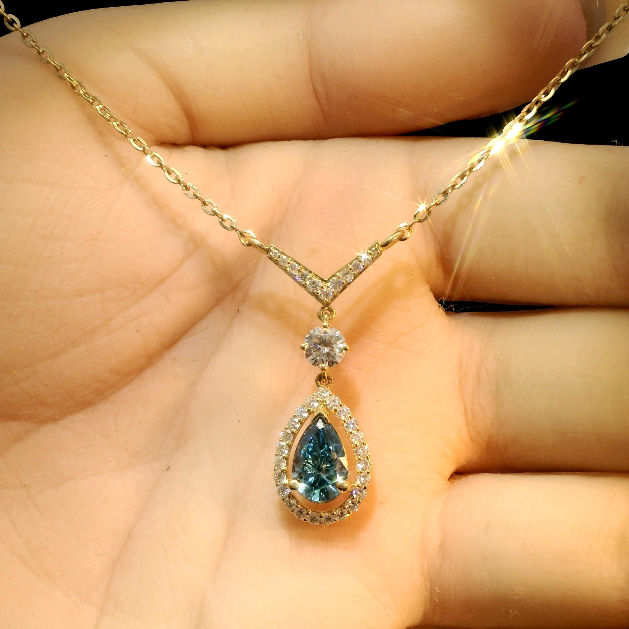 Blue Teardrop Diamond Pendant – MaMél Lux