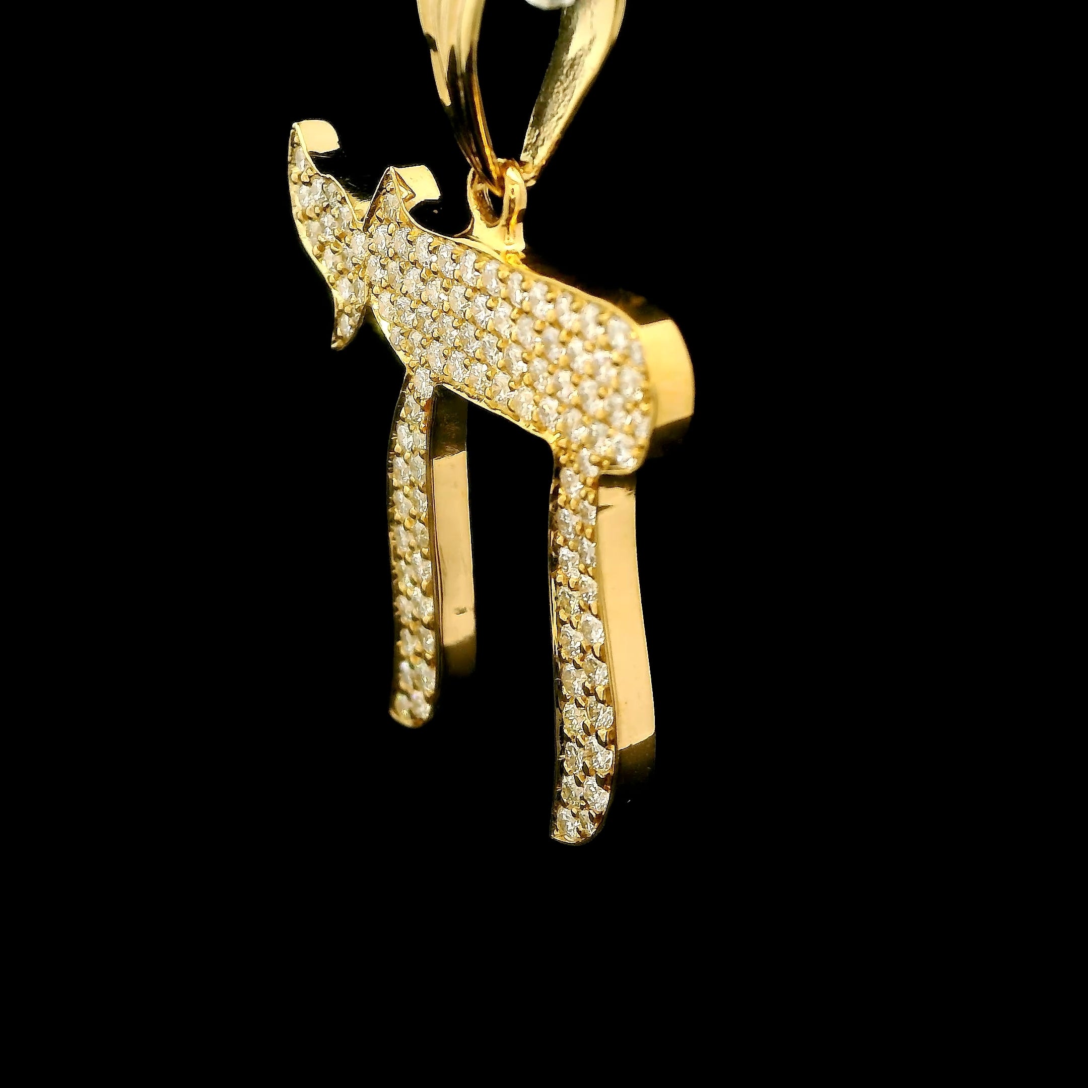 Large diamond Chai gold pendant