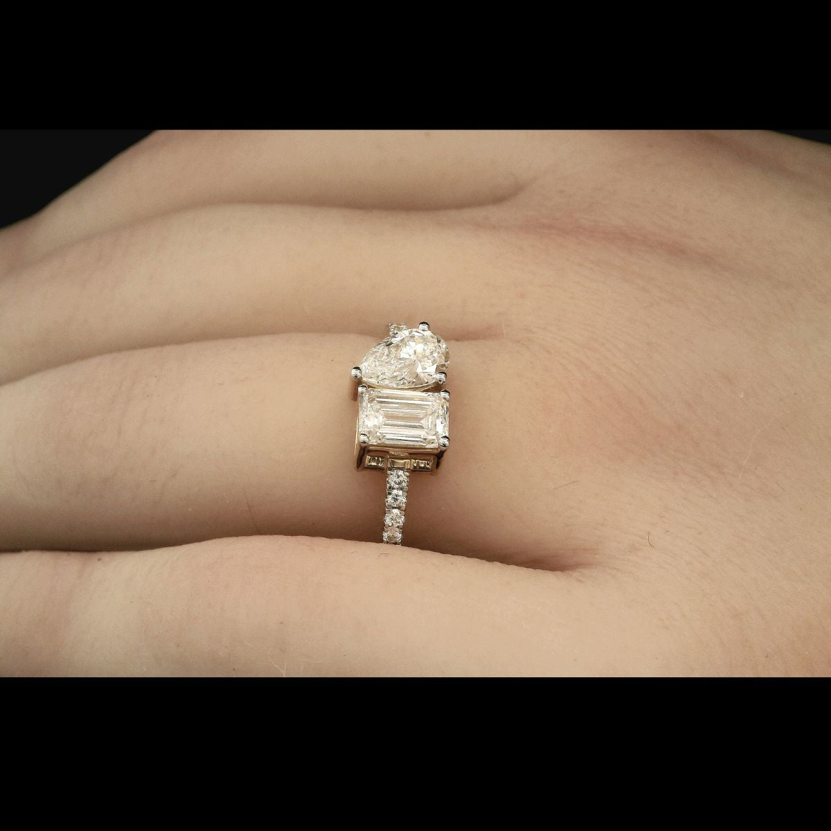 Tua e Mua Engagement Ring