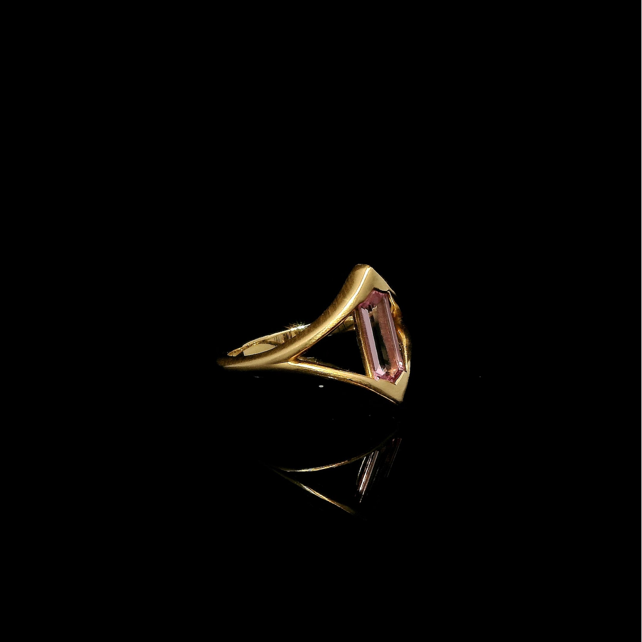 Cat’s Eye Inspired Sapphire Ring
