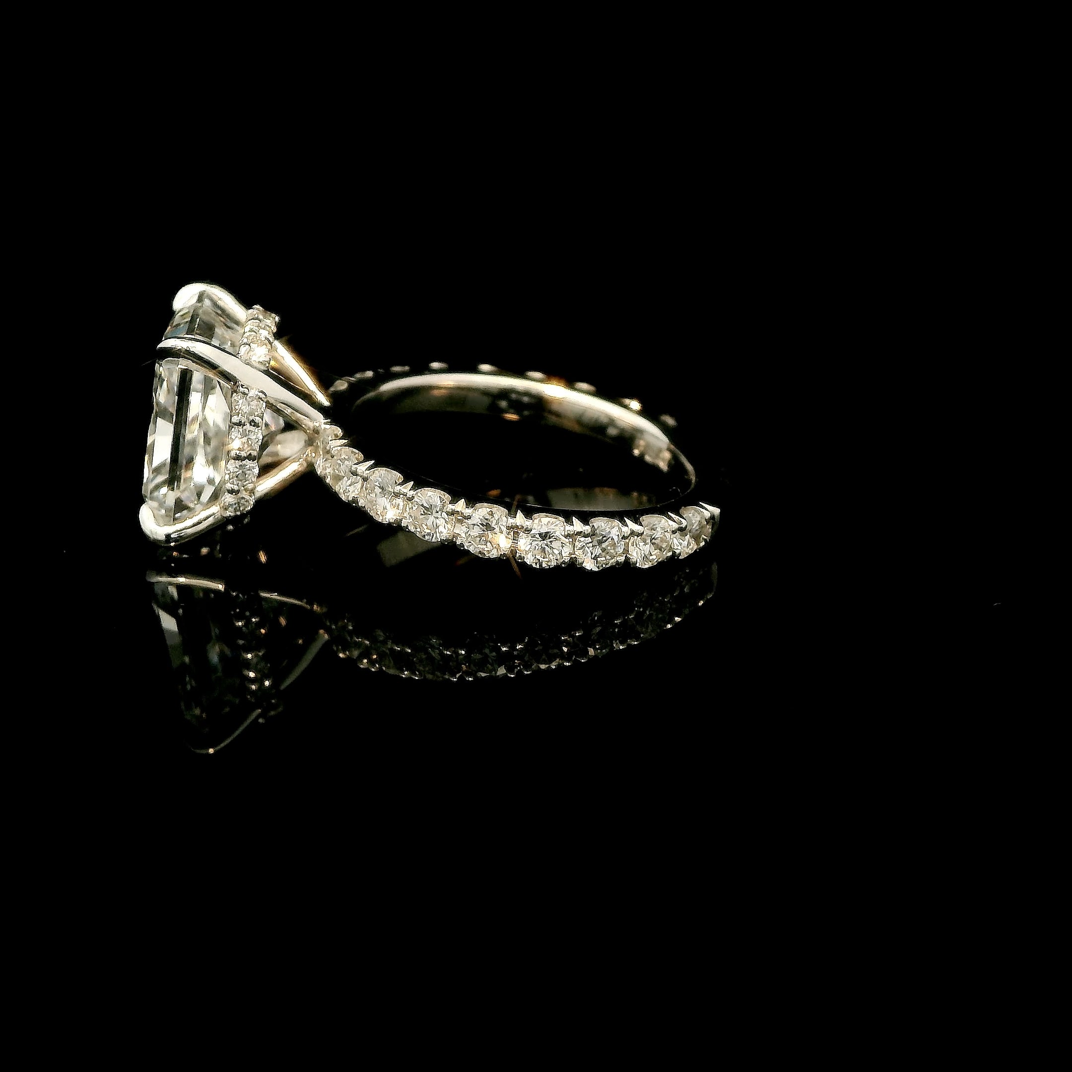 MaMél Lux 6ct square Radiant Lab Grown Diamond Ring in Platinum