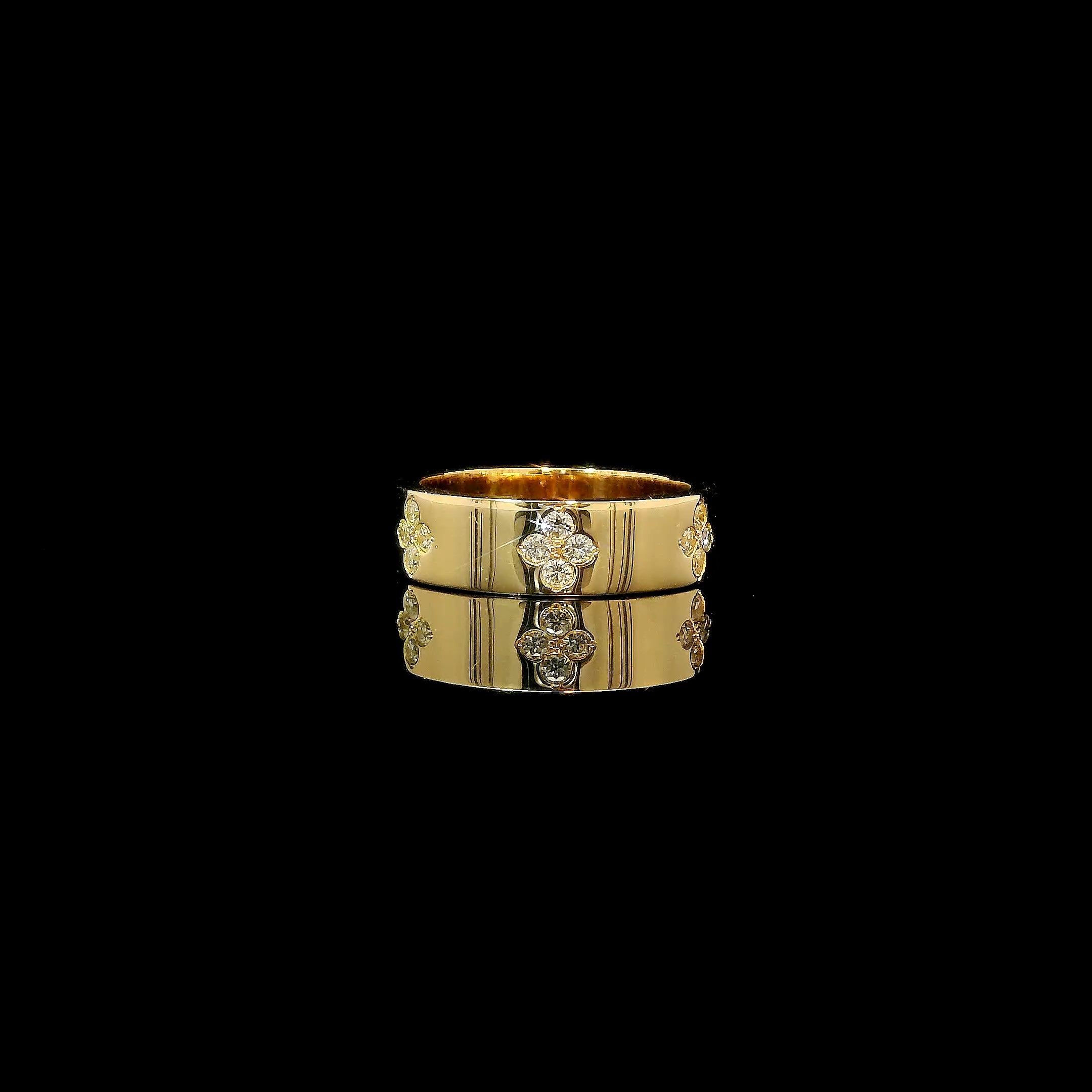 Diamond flower thick gold band