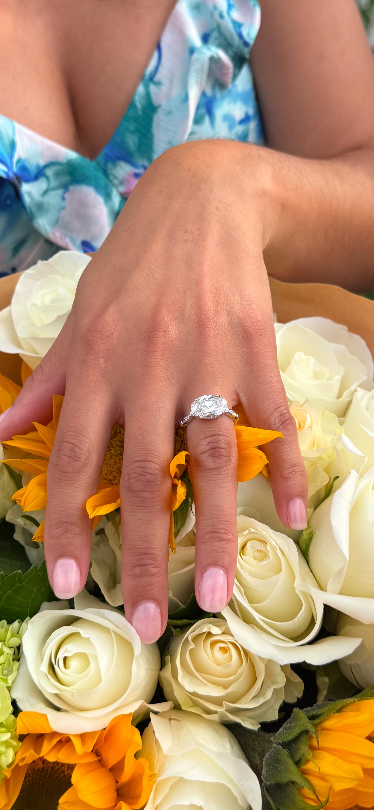 4 ct Horizontal oval engagement ring