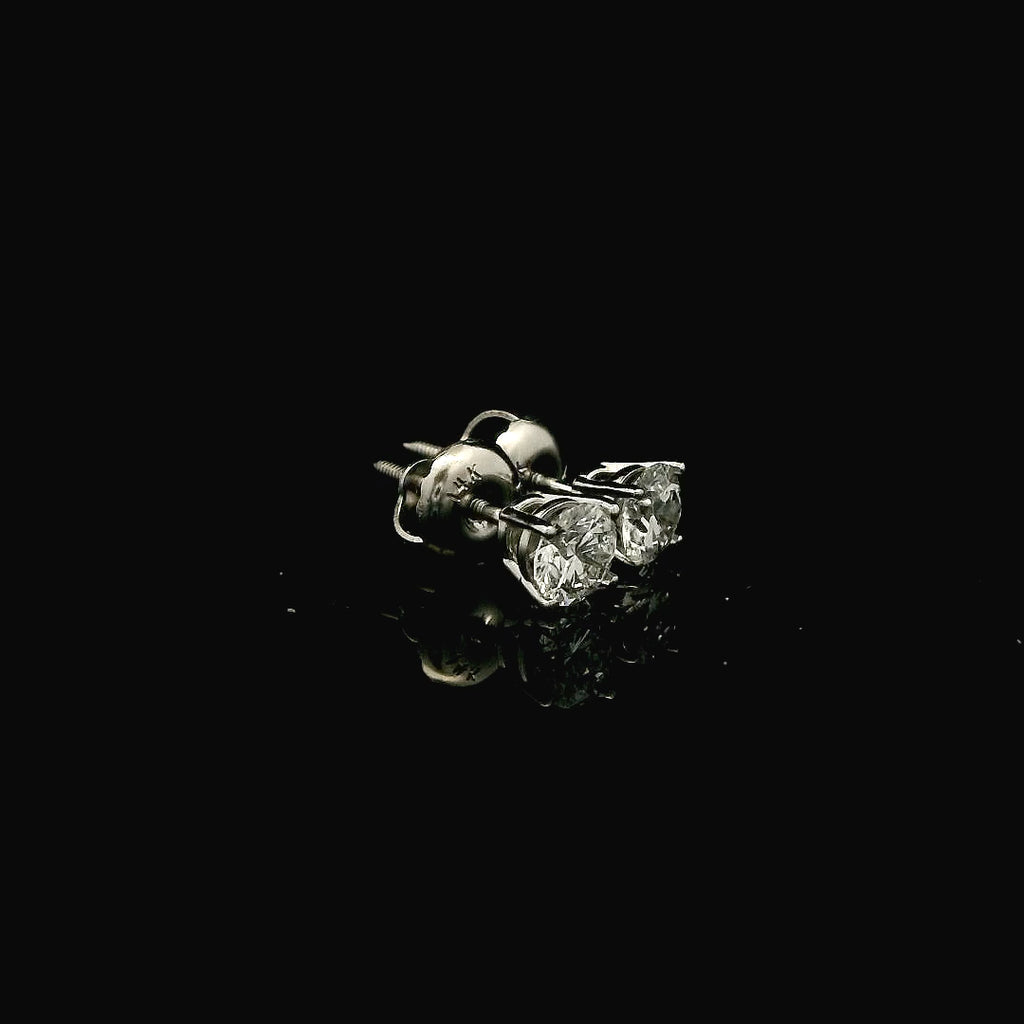 0.5 cttw Elegant Round Diamond Stud Earrings